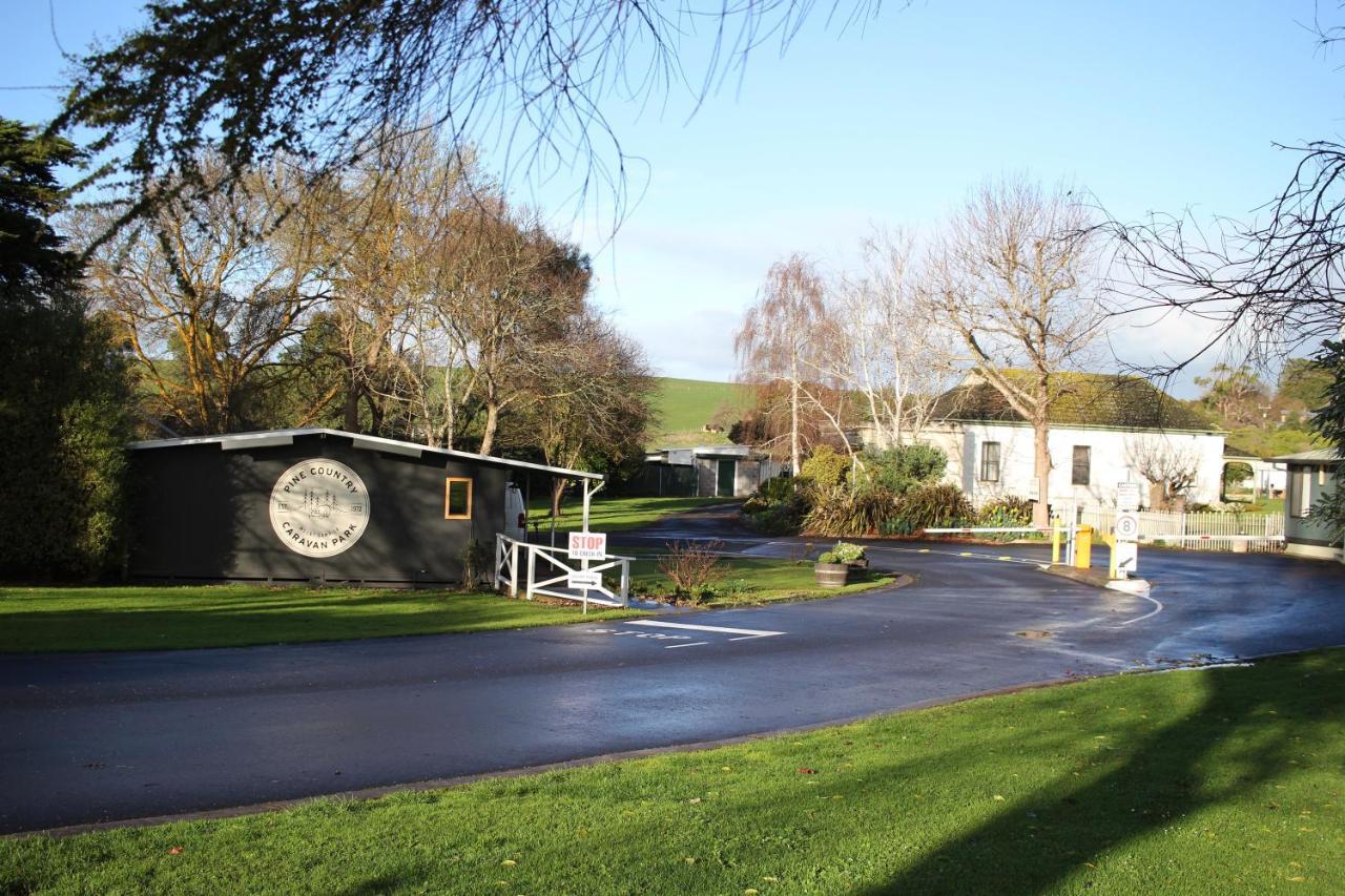 Pine Country Caravan Park Mount Gambier Kültér fotó