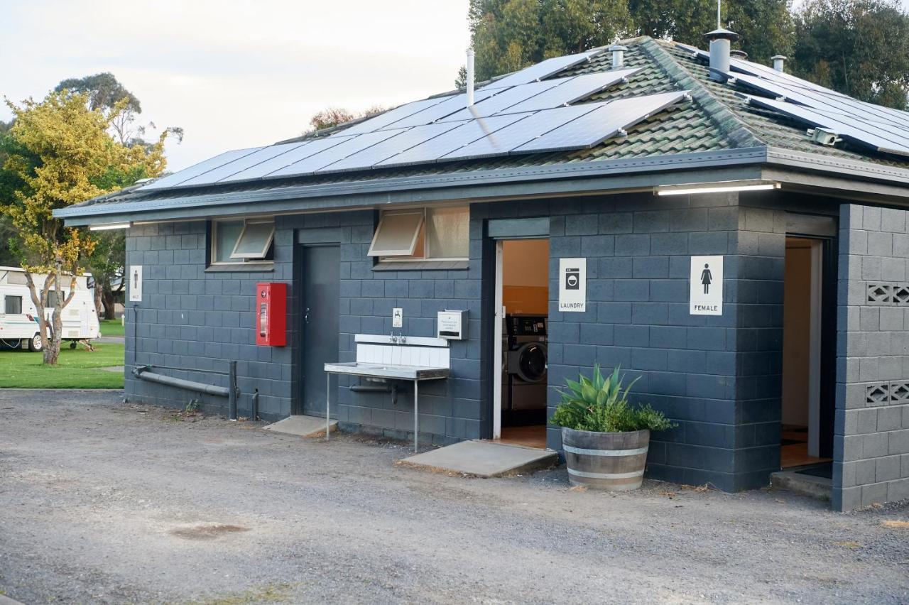 Pine Country Caravan Park Mount Gambier Kültér fotó